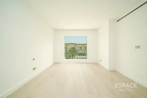 Villa in Springs 10, The Springs, Dubai 4 bedrooms, 223 sq.m. № 61628 - photo 7