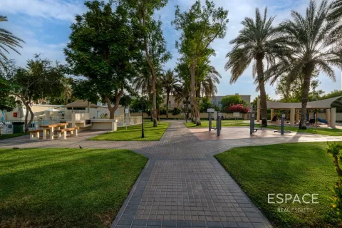 Villa in The Springs, Dubai 3 bedrooms, 209 sq.m. № 61626 - photo 20