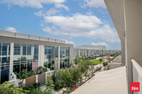 Villa à Dubai, 2 chambres, 134.9 m², № 92136