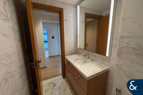 Купить квартиру в Даунтаун Дубай (Даунтаун Бурдж Дубай), Дубай: 1 спальня, 100м², № 91325 - фото 7