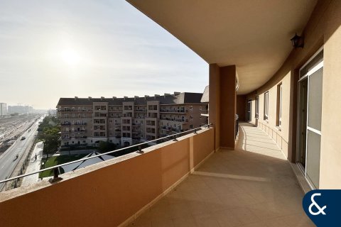 Apartamento en Motor City, Dubai, 3 dormitorios, 193 m², № 98476 - foto 1