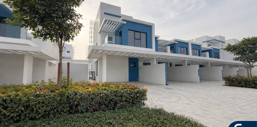 Таунхаус в Damac Lagoons, Дубай, 5 спален, 220м², № 98482