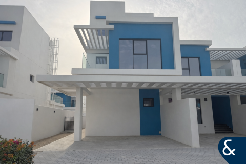 Купить таунхаус в Damac Lagoons, Дубай: 5 спален, 220м², № 98482 - фото 2