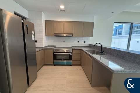 Купить таунхаус в Damac Lagoons, Дубай: 5 спален, 220м², № 98482 - фото 5