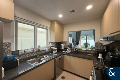 Villa en Villanova, Dubai Land, Dubai, 3 dormitorios, 244 m², № 98472 - foto 12