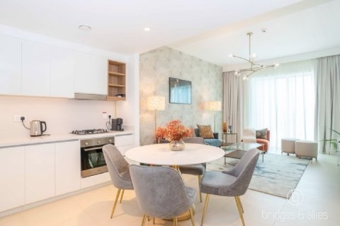 Снять в аренду квартиру в Даунтаун Дубай (Даунтаун Бурдж Дубай), Дубай: 2 спальни, 101.9м², № 78106 - фото 3