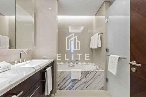 Apartment in The Address Sky View Towers, Downtown Dubai (Downtown Burj Dubai), Dubai 2 bedrooms, 158 sq.m. № 85416 - photo 20