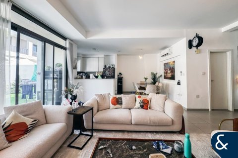 فيلا في Zahra Townhouses, Town Square, دبي 3 غرف نوم, 188 م² رقم 75572 - صورة 1