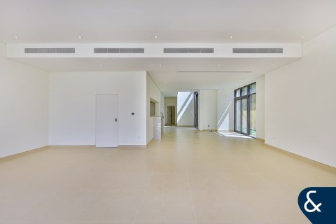 Villa in DAMAC Hills (Akoya by DAMAC), Dubai 5 bedrooms, 488 sq.m. № 75570 - photo 4