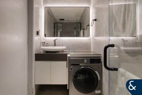 Apartment in Downtown Dubai (Downtown Burj Dubai), Dubai 2 bedrooms, 245 sq.m. № 75580 - photo 9