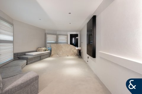 Apartment in Downtown Dubai (Downtown Burj Dubai), Dubai 2 bedrooms, 245 sq.m. № 75580 - photo 10