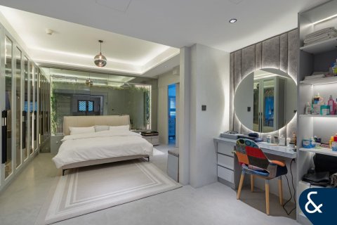 Apartment in Downtown Dubai (Downtown Burj Dubai), Dubai 2 bedrooms, 245 sq.m. № 75580 - photo 12