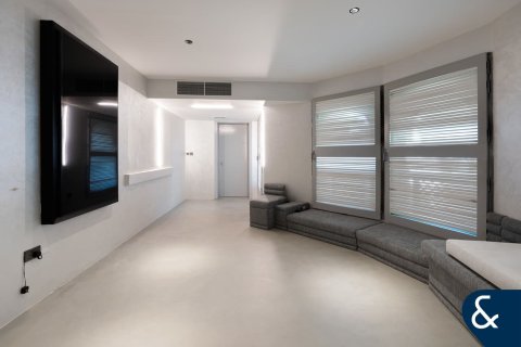 Apartment in Downtown Dubai (Downtown Burj Dubai), Dubai 2 bedrooms, 245 sq.m. № 75580 - photo 11