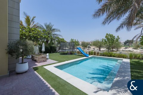 Купить виллу в Victory Heights, Dubai Sports City, Дубай: 5 спален, 446м², № 75568 - фото 17