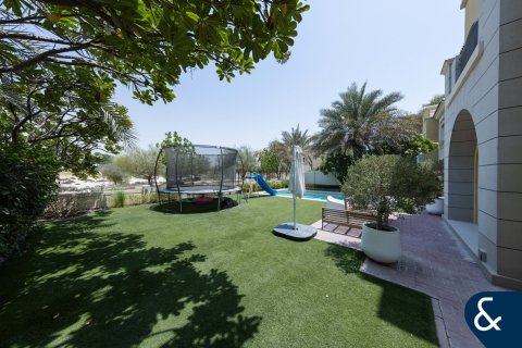 Купить виллу в Victory Heights, Dubai Sports City, Дубай: 5 спален, 446м², № 75568 - фото 18