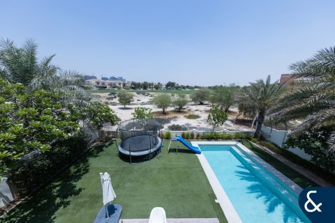Купить виллу в Victory Heights, Dubai Sports City, Дубай: 5 спален, 446м², № 75568 - фото 19