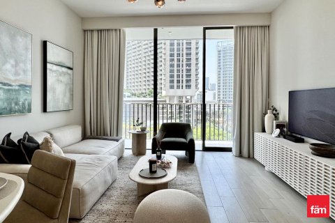 Apartment in Dubai 3 bedrooms, 121.8 sq.m. № 69588 - photo 1