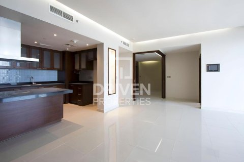 Квартира в Бизнес-Бэе, Дубай, 2 спальни, 145.3м², № 129552