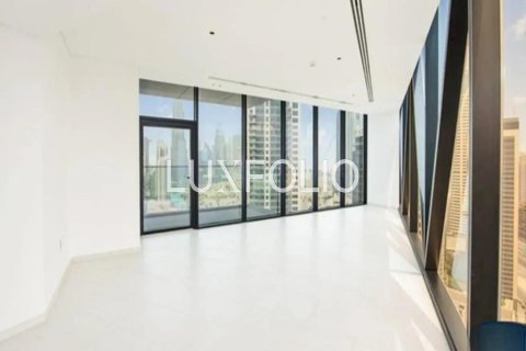 Apartamento en Business Bay, Dubai, 3 dormitorios, 194 m², № 45914 - foto 1