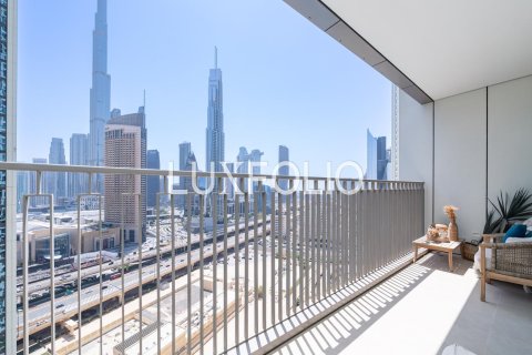 Apartment in Downtown Views II, Downtown Dubai (Downtown Burj Dubai), Dubai 3 bedrooms, 159 sq.m. № 45911 - photo 24