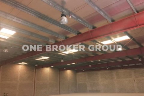 Warehouse in Dubai Investment Park, Dubai 780.4 sq.m. № 526 - photo 13