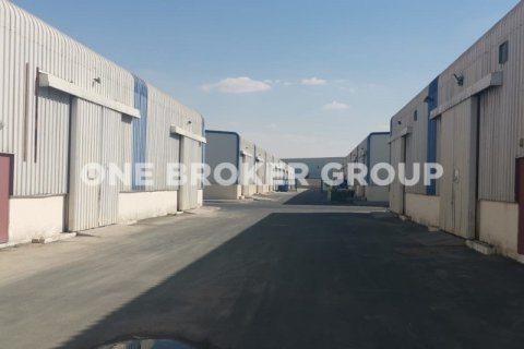 Warehouse in Dubai Investment Park, Dubai 780.4 sq.m. № 526 - photo 15