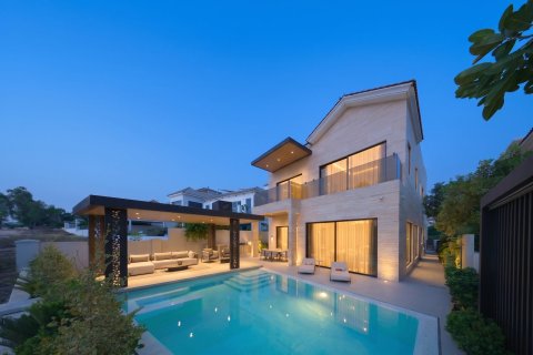 Вилла в Джумейра Гольф Эстейтс, Дубай, 5 спален, 853.69м², № 142048