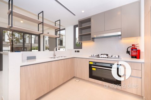 Townhouse in Tilal Al Ghaf, Dubai 4 bedrooms, 227 sq.m. № 142042 - photo 10