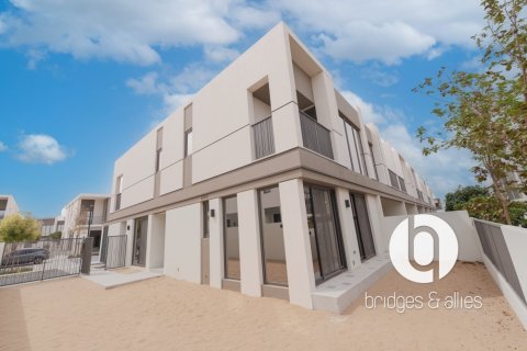Townhouse in Tilal Al Ghaf, Dubai 4 bedrooms, 227 sq.m. № 142042 - photo 3
