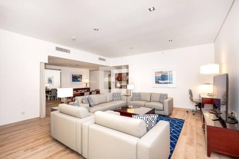 Hotel Apartamento en Jumeirah Beach Residence, Dubai, 3 dormitorios, 188 m², № 57549 - foto 16