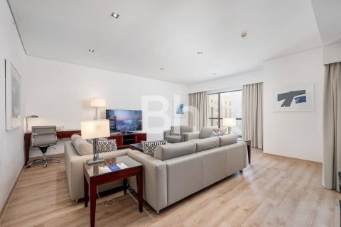 Hotel Apartamento en Jumeirah Beach Residence, Dubai, 3 dormitorios, 188 m², № 57549 - foto 1