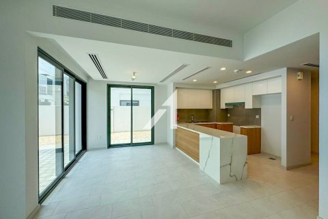 Купить таунхаус в Dubai Land, Дубай: 4 спальни, 245м², № 91124 - фото 10