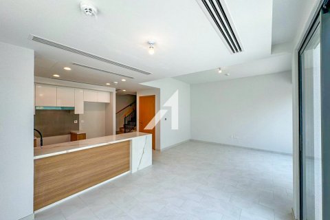 Купить таунхаус в Dubai Land, Дубай: 4 спальни, 245м², № 91124 - фото 3