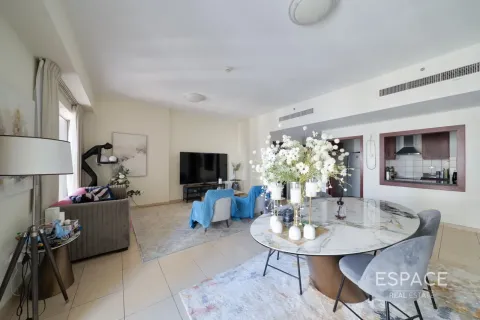 Apartment in Jumeirah Beach Residence, Dubai 2 bedrooms, 131 sq.m. № 122368 - photo 3
