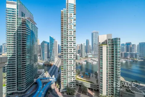 Apartment in Jumeirah Beach Residence, Dubai 2 bedrooms, 131 sq.m. № 122368