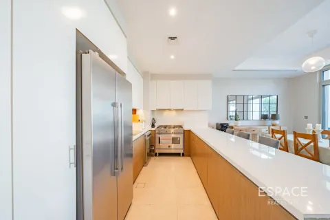 Villa in Reem Community, Arabian Ranches 2, Dubai 4 bedrooms, 242 sq.m. № 61457 - photo 4