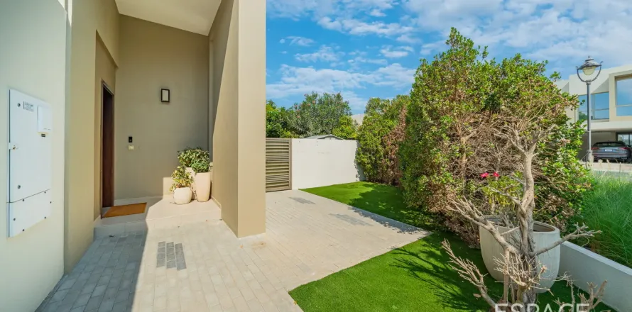 Villa in Reem Community, Arabian Ranches 2, Dubai 4 bedrooms, 242 sq.m. № 61457