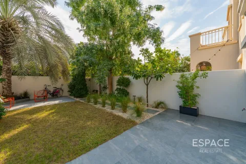 Villa in Springs 15, The Springs, Dubai 2 bedrooms, 153 sq.m. № 61459 - photo 15