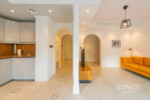 Villa in Springs 15, The Springs, Dubai 2 bedrooms, 153 sq.m. № 61459 - photo 5