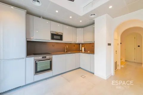 Villa in Springs 15, The Springs, Dubai 2 bedrooms, 153 sq.m. № 61459 - photo 3