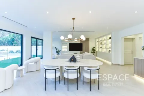 Villa in Jumeirah Village Triangle, Dubai 4 bedrooms, 369 sq.m. № 61461 - photo 9