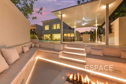 Villa in Jumeirah Village Triangle, Dubai 4 bedrooms, 369 sq.m. № 61461 - photo 4