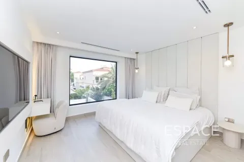 Villa in Jumeirah Village Triangle, Dubai 4 bedrooms, 369 sq.m. № 61461 - photo 10