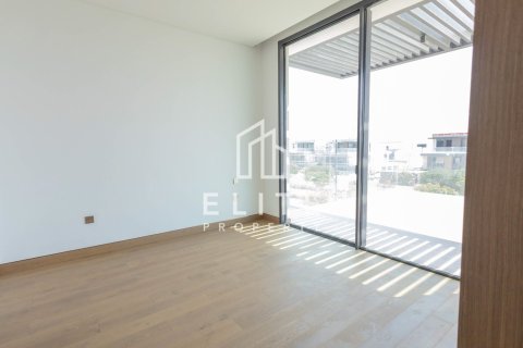Villa in Tilal Al Ghaf, Dubai 5 bedrooms, 541 sq.m. № 141189 - photo 24