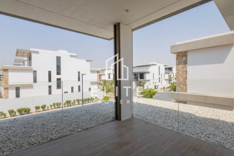 Villa in Tilal Al Ghaf, Dubai 5 bedrooms, 541 sq.m. № 141189 - photo 14