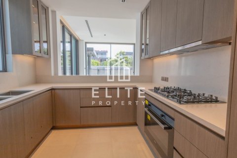 Villa in Tilal Al Ghaf, Dubai 5 bedrooms, 541 sq.m. № 141189 - photo 6