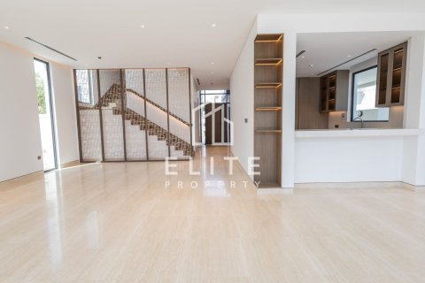 Villa in Tilal Al Ghaf, Dubai 5 bedrooms, 541 sq.m. № 141189 - photo 5