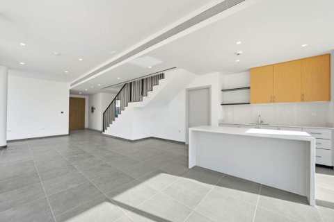 Townhouse in Arabian Ranches 3, Dubai 4 bedrooms, 288.09 sq.m. № 141129 - photo 3