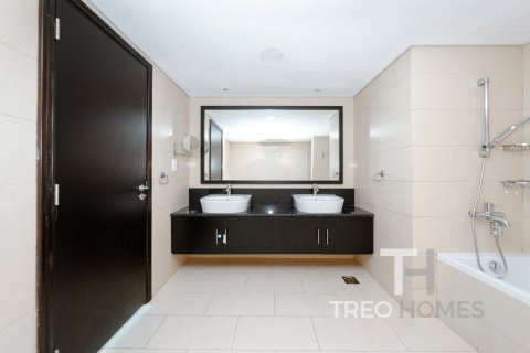 Купить квартиру в Джумейра Лейк Тауэрс, Дубай: 3 спальни, 225м², № 16320 - фото 5