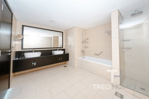Купить квартиру в Джумейра Лейк Тауэрс, Дубай: 3 спальни, 225м², № 16320 - фото 7